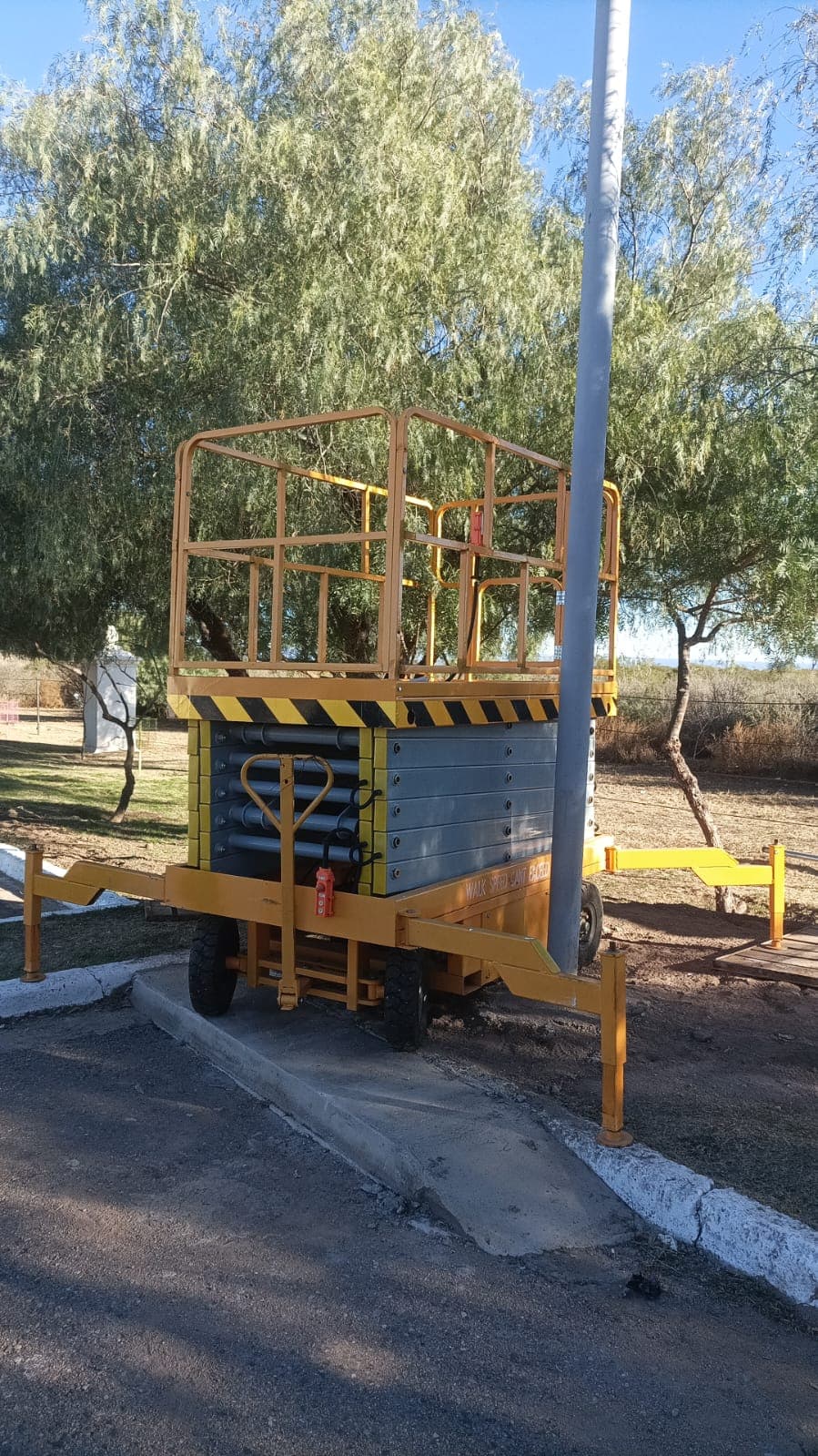 Trabajos en altura con plataforma de elevación